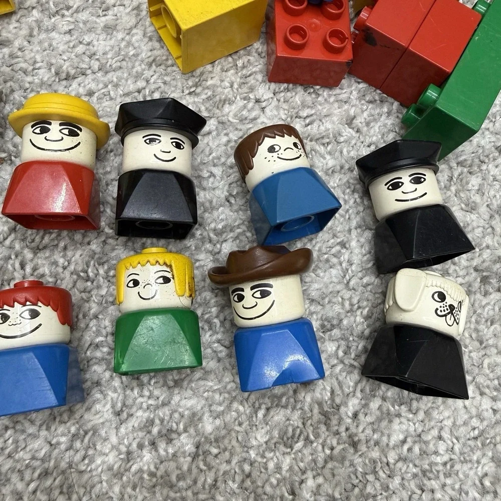Vintage Lego Duplo bricks figures people horse vehicles huge lot (AS‎ IS READ)